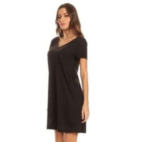Yelete Basic Black V-Neck Criss Cross Back T-Shirt Dress - Picture 3 of 6